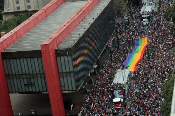 parada gay orgulho lgbt sao paulo avenida paulista