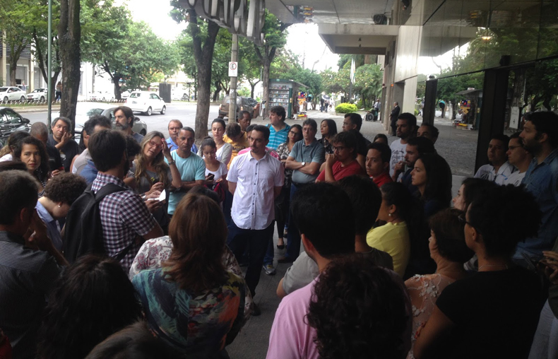 jornalistas mineiros greve
