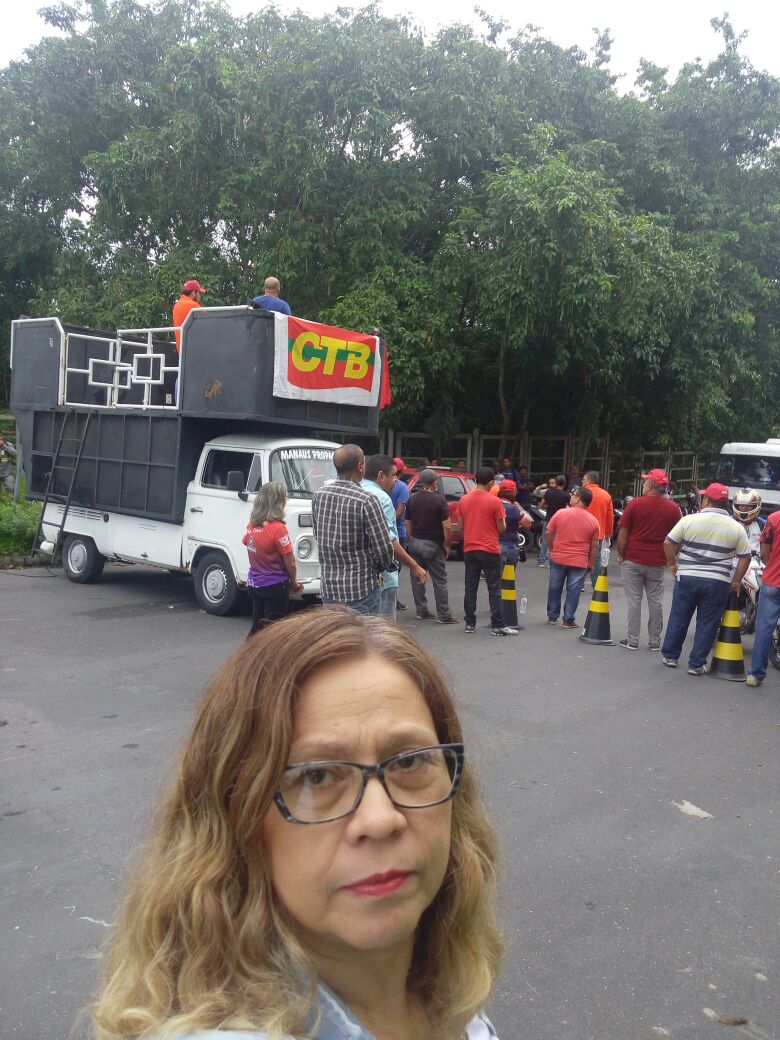 manifestacao manaus isis