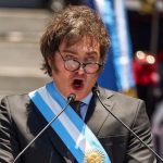 Reforma de Milei desmonta conquistas históricas e aprofunda conflito com classe trabalhadora Argentina