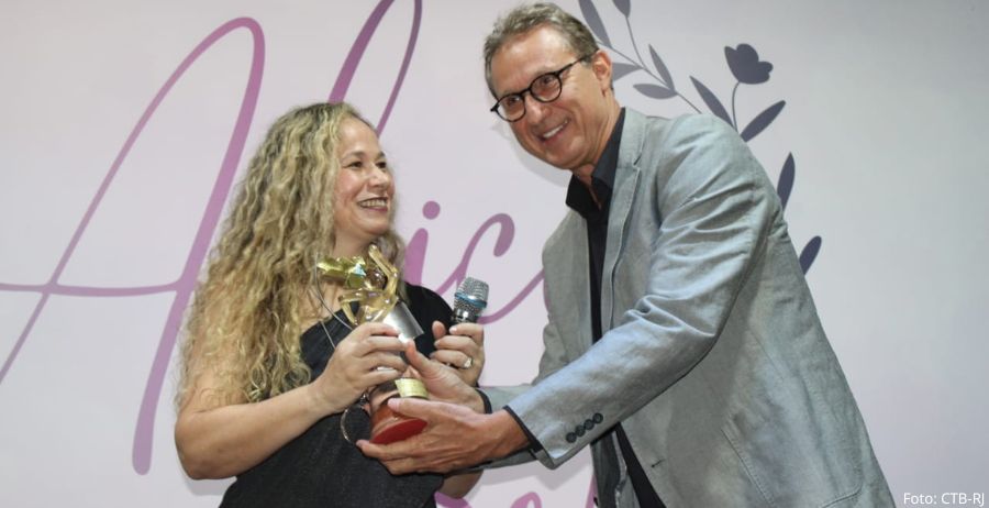 Kátia Branco, vice-presidenta da CTB-RJ é homenageada com Troféu Alice Bottas