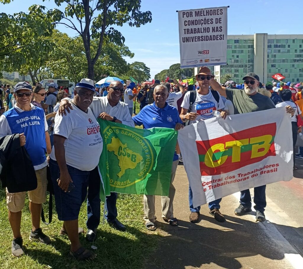 Greve Nacional: Servidores Públicos reivindicam valorização e reajuste salarial