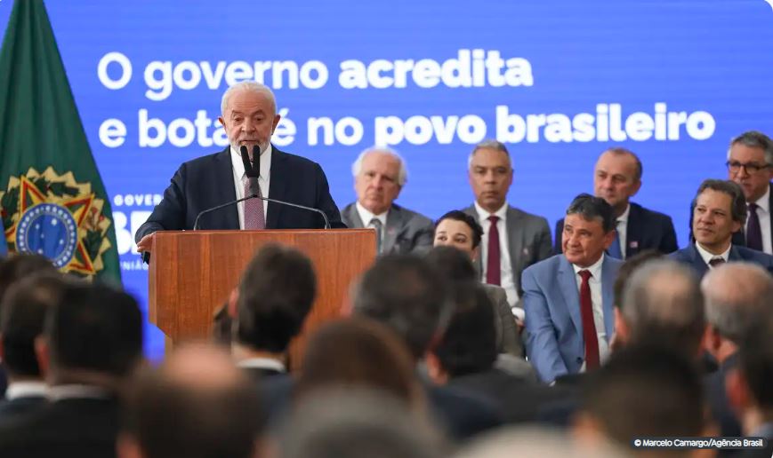 Governo facilita crédito e renegocia dívidas de pequenos negócios