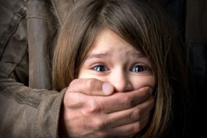 Educação sexual nas escolas para combater a pedofilia e o abuso