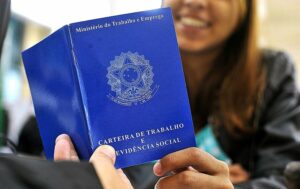 Pesquisa aponta aumento do otimismo dos brasileiros e reforça importância da geração de emprego e renda