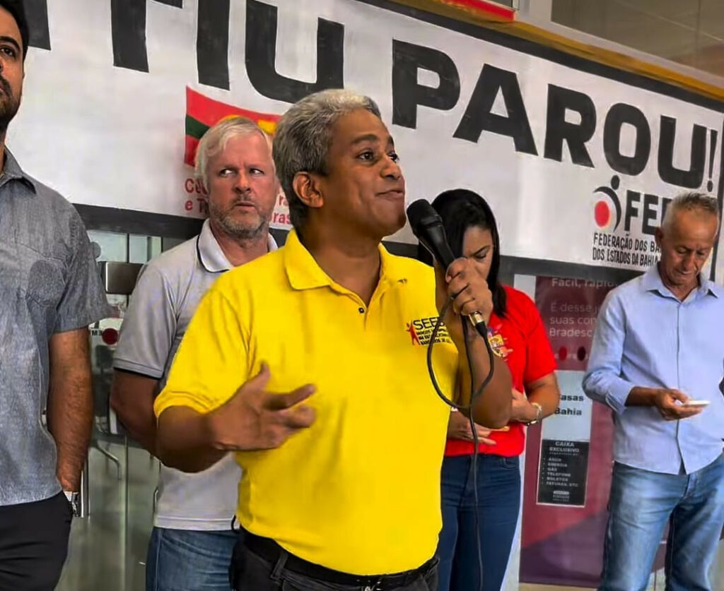 Contra o “Entre Nós, Você VAI Primeiro”, Bancários de Ilhéus fecham Bradesco