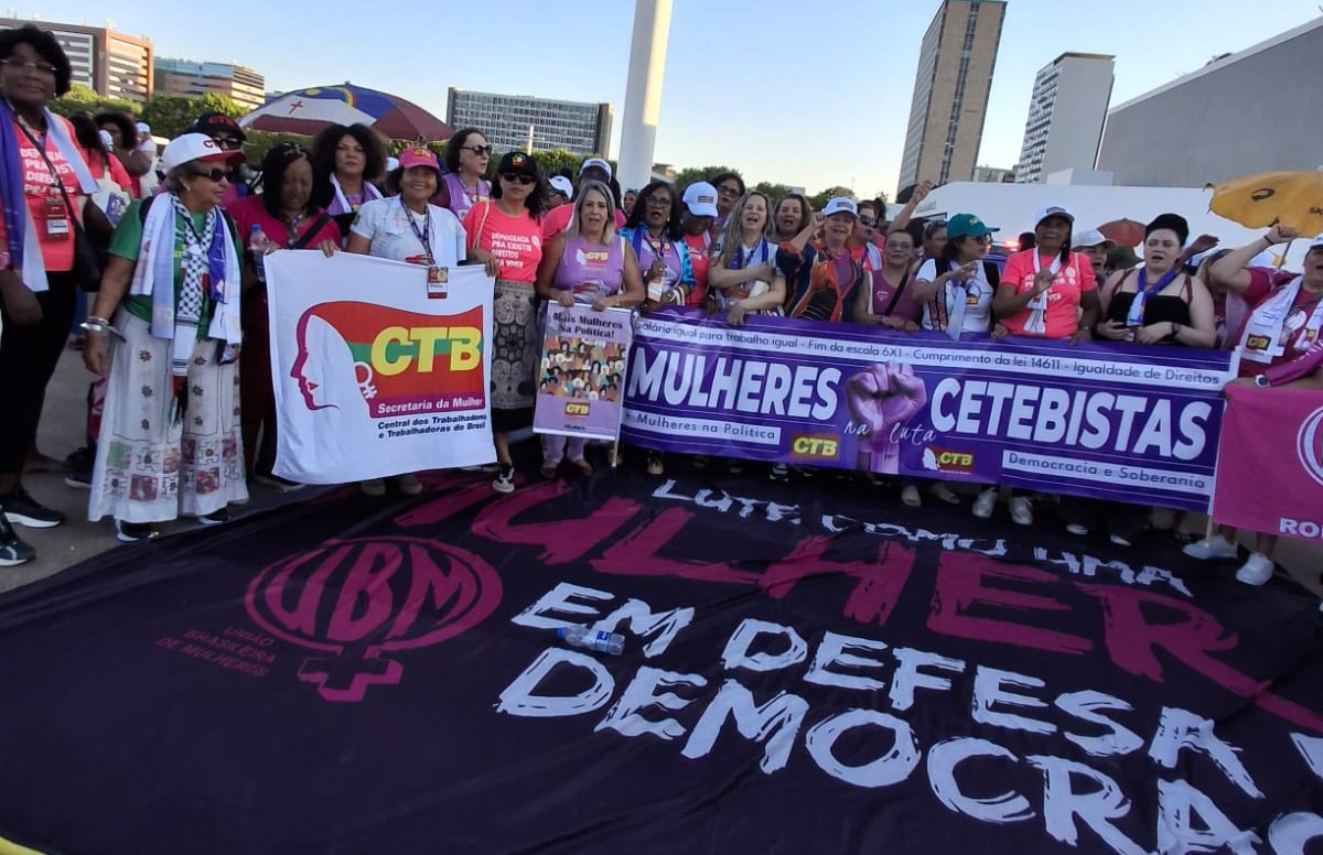 CTB celebra aprovação de relatório final da 5ª Conferência Nacional de Políticas para as Mulheres