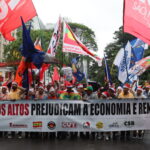CTB e centrais sindicais protestam sob chuva em SP por redução imediata da taxa Selic