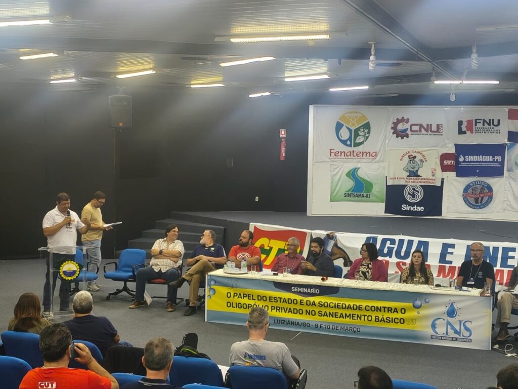 Sintaema debate os impactos da privatização para os trabalhadores urbanitários