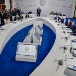 Um grupo de velhas potências em decadêmcia