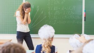 Violência contra professoras e professores prejudica o desenvolvimento nacional