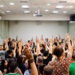 Professores do setor privado de BH e região entram em greve